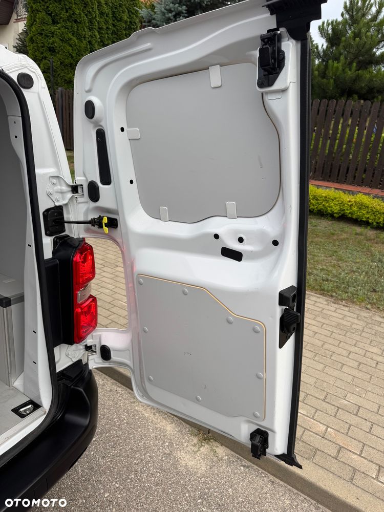 Opel Vivaro - 25