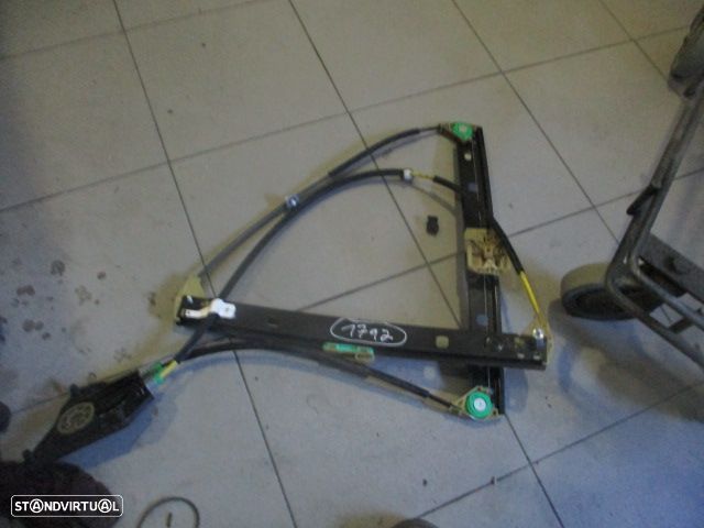 Elevador Sem Motor 8X4837462 AUDI A1 2013 5P FD AUDI A1 SPORTBACK 8X FASE 2  2017 1.6TDI 115CV 5P PRETO FD - 4