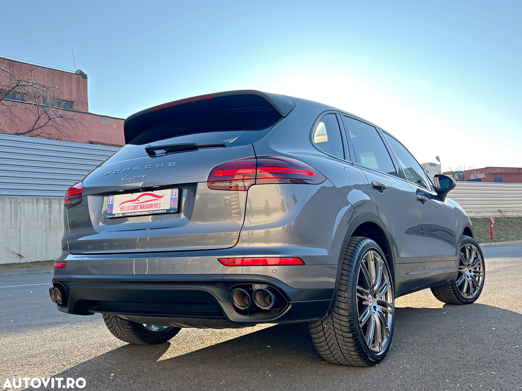 Porsche Cayenne Diesel Platinum Edition - 3