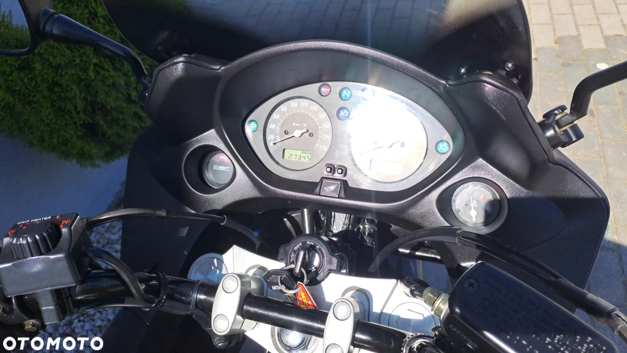 Honda CBF - 22