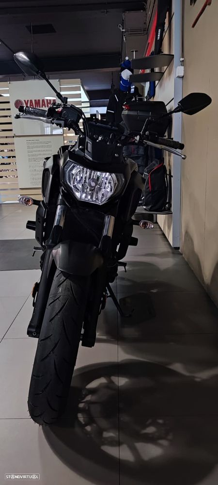 Yamaha MT-07 - 4