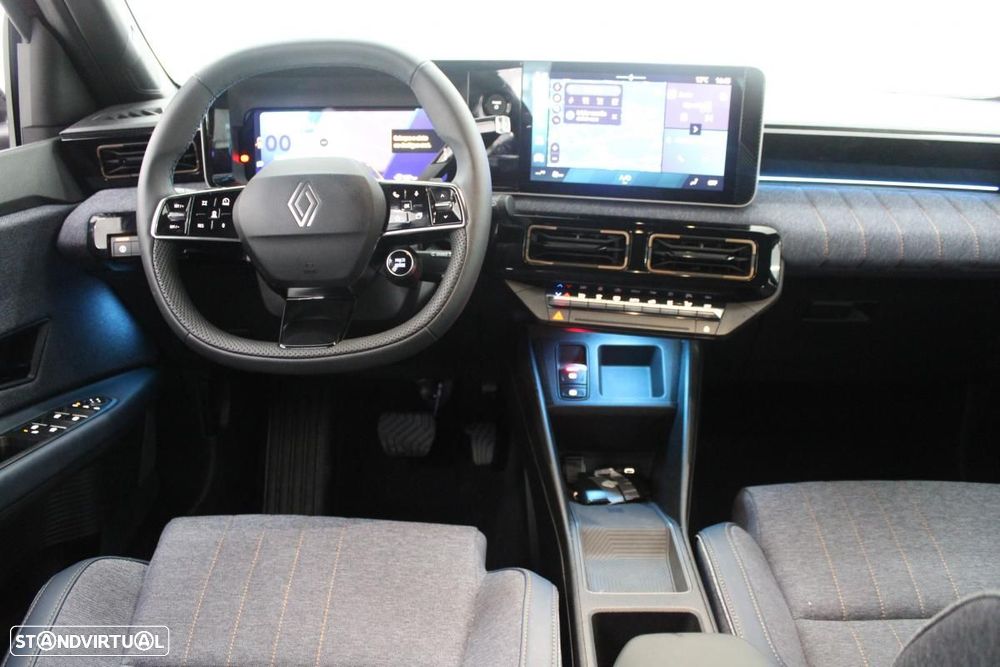 Renault 4 E-Tech 52 kWh Techno Autonomia Conforto - 14
