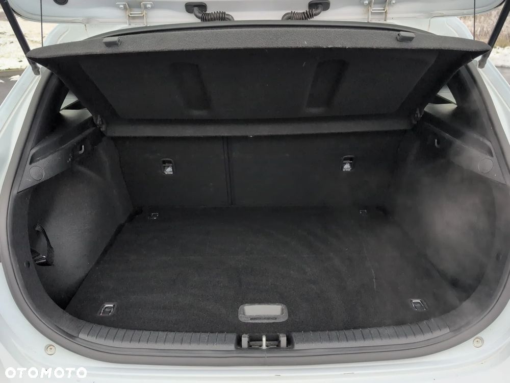 Kia Ceed 1.5 T-GDI M DCT - 17