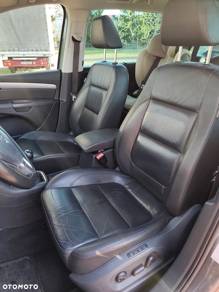 Volkswagen Sharan 2.0 TDI Comfortline - 11