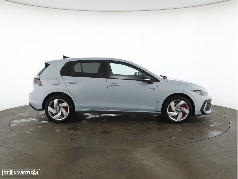VW Golf 1.5 TSI e-Hybrid GTE DSG - 5