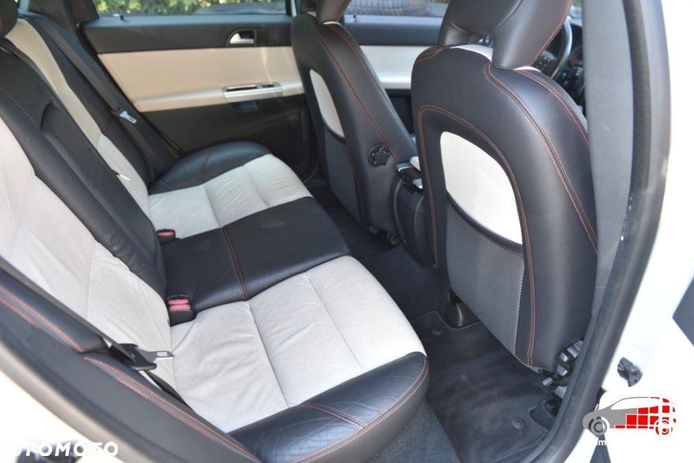 Volvo V50 - 20