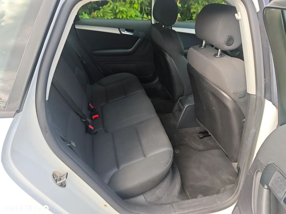 Audi A3 3-drzwiowe 2.0 TDI DPF Attraction - 6