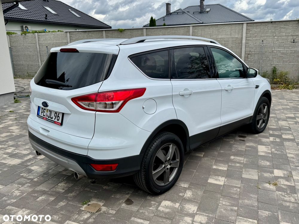 Ford Kuga - 18