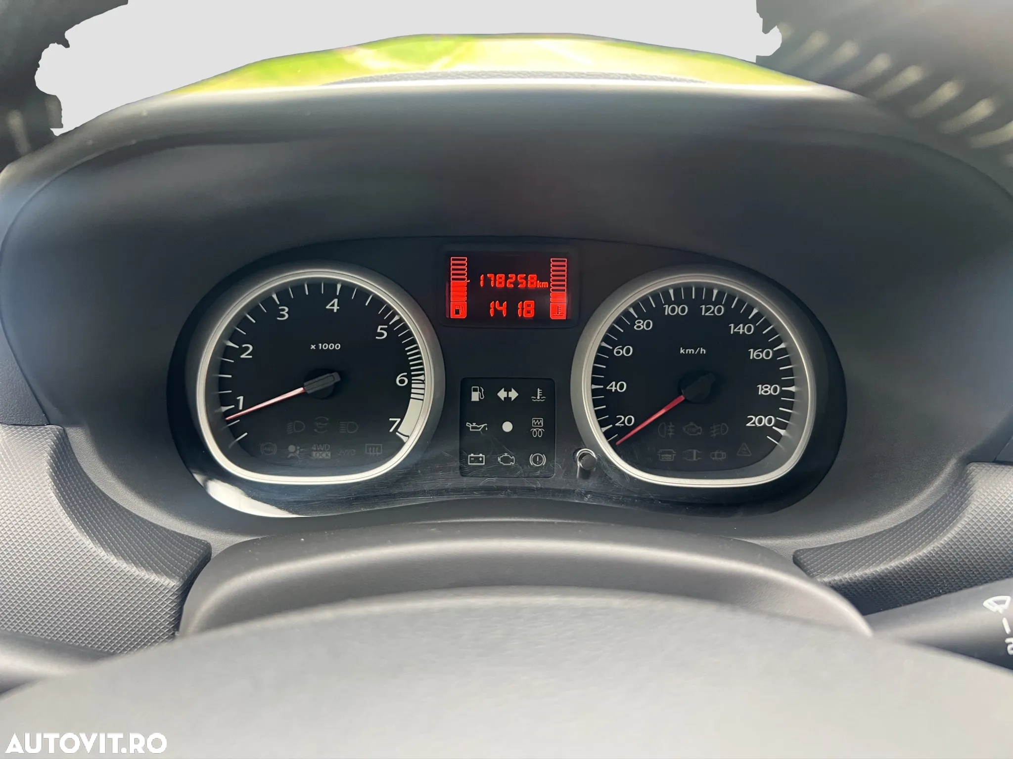 Dacia Duster 1.5 dCi 4x4 Prestige - 13