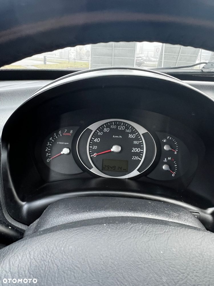 Hyundai Tucson 2.0 Comfort 2WD - 17