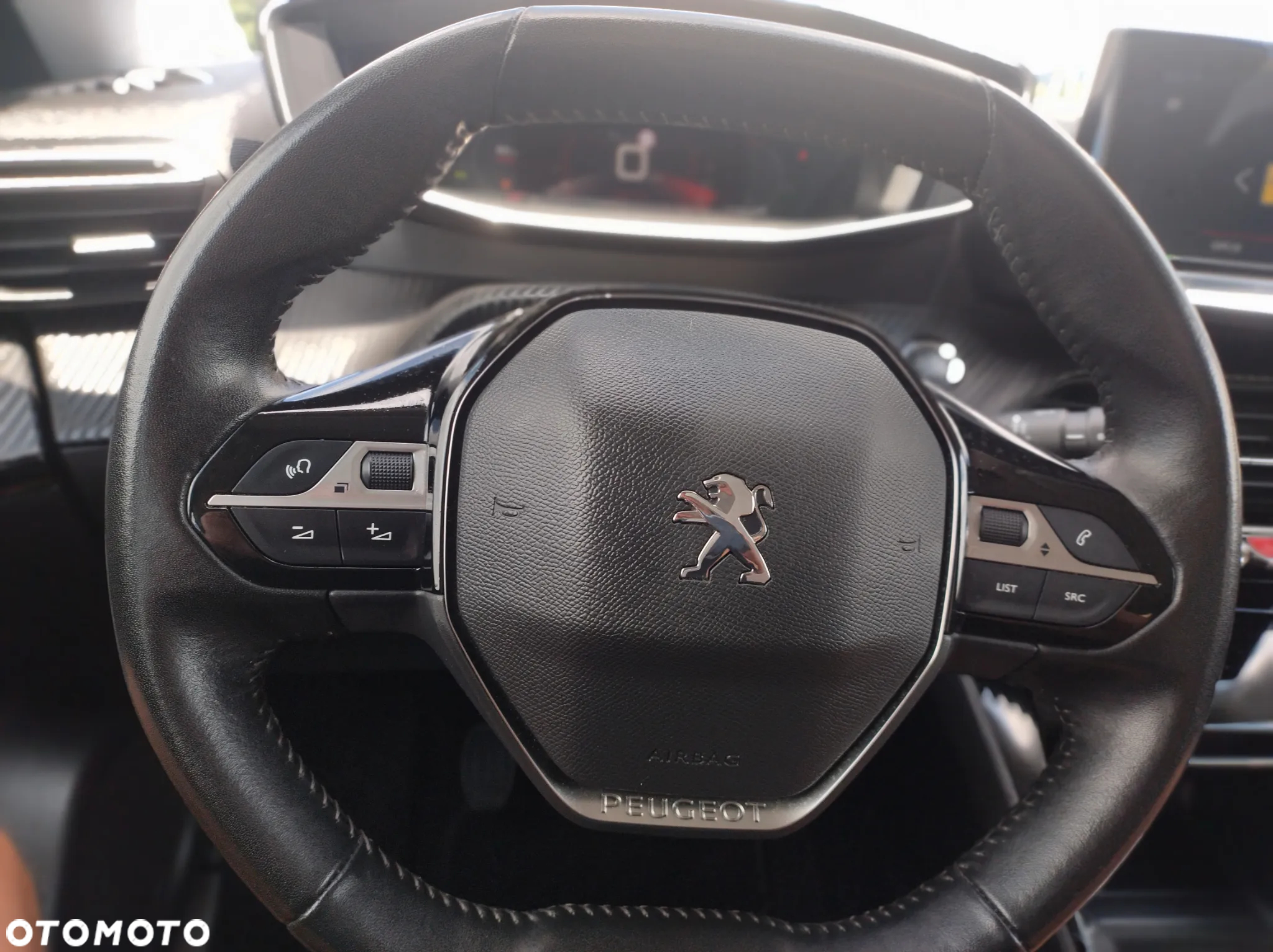 Peugeot 2008 PureTech 130 Allure Pack - 13