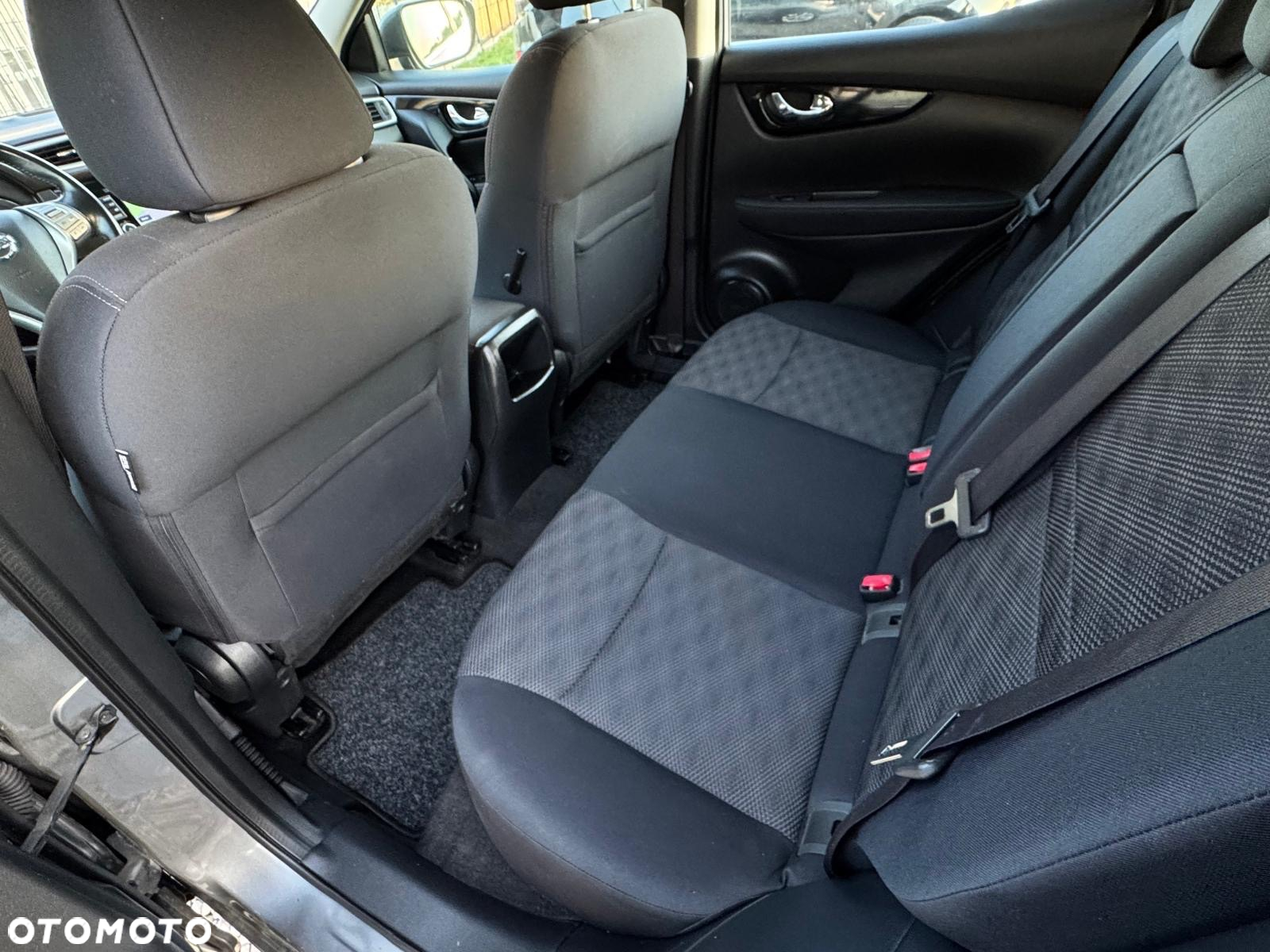 Nissan Qashqai 1.2 DIG-T Tekna Xtronic EU6 - 32