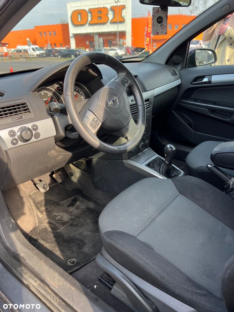 Opel Astra 1.9 CDTI Elegance - 5