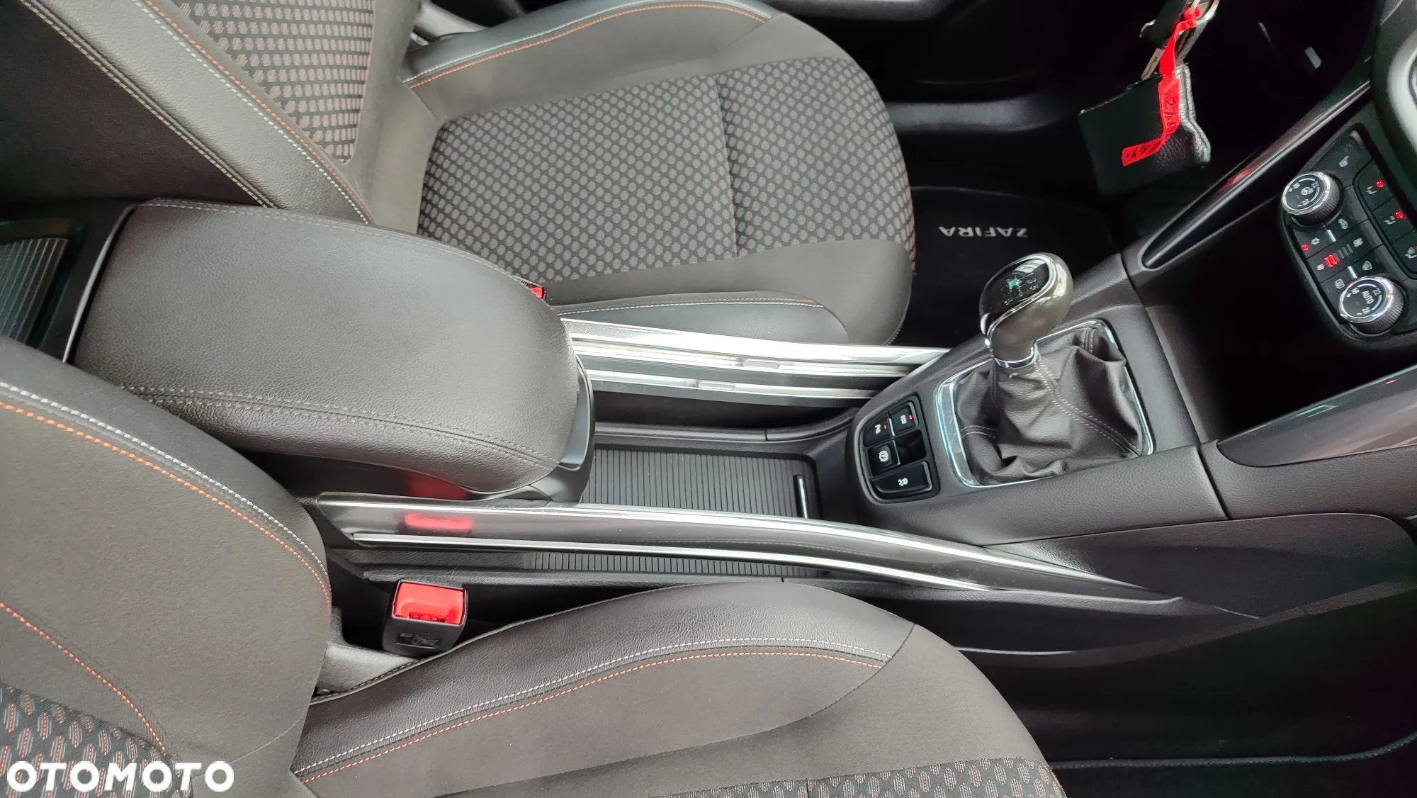Opel Zafira 1.4 T Cosmo - 17