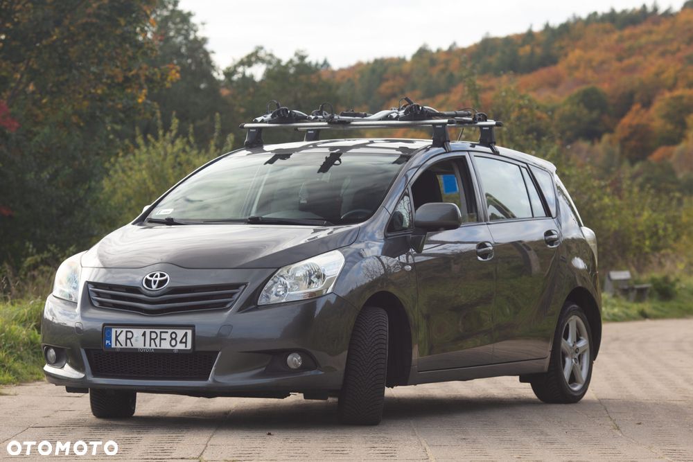 Toyota Verso 1.8 Sol 7os - 3