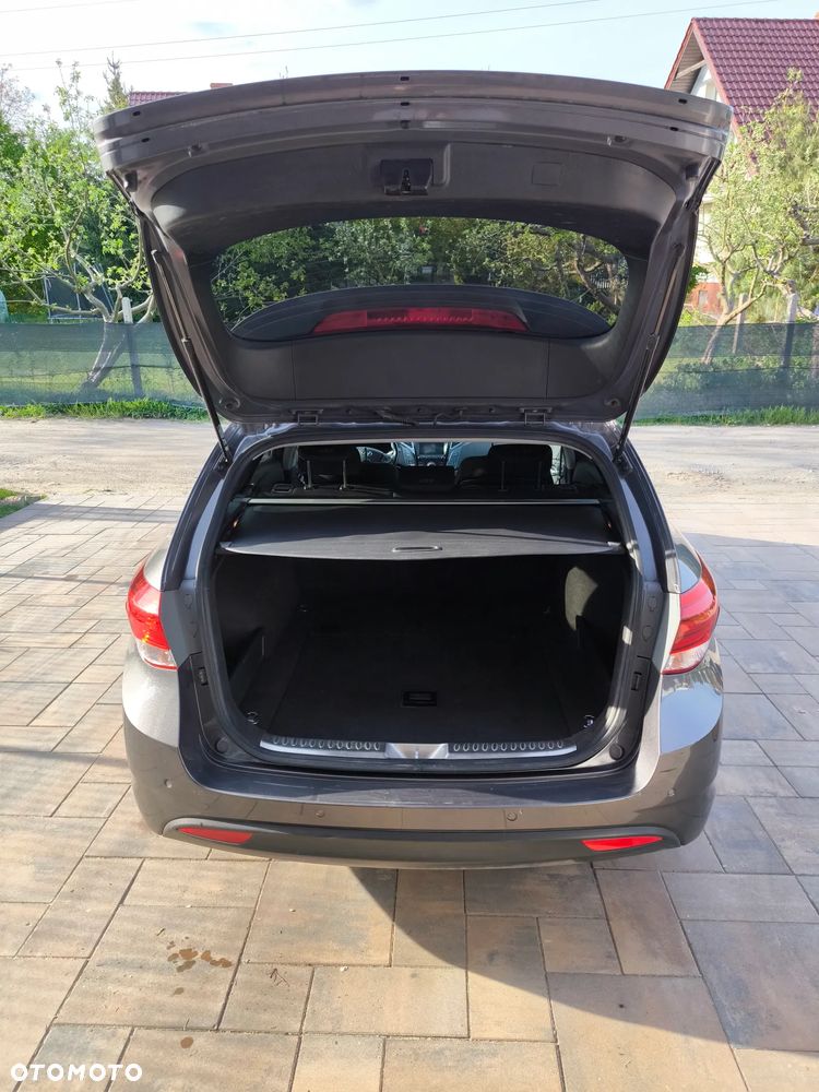 Hyundai i40 1.6 CRDi Premium DCT - 13