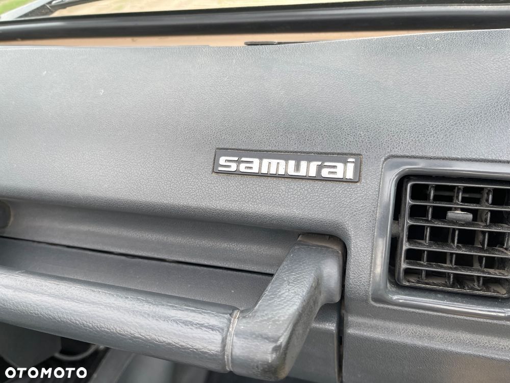 Suzuki Samurai - 11