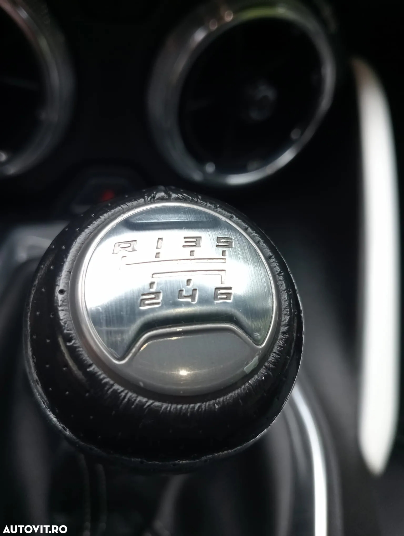 Chevrolet Camaro - 12