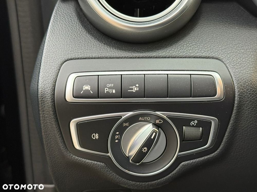 Mercedes-Benz Klasa C AMG 43 4Matic AMG Speedshift TCT 9G - 37