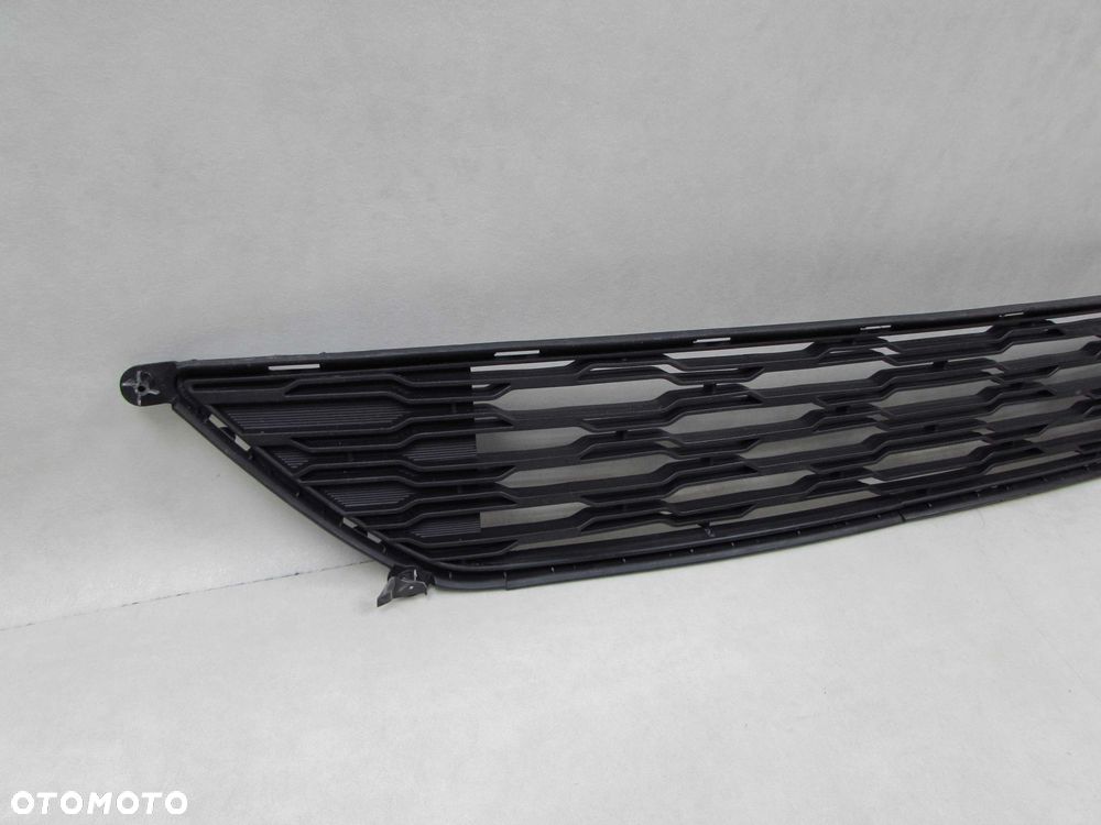 KIA CEE'D CEED LIFT KRATKA ZDERZAKA SRODEK 09-12r - 3