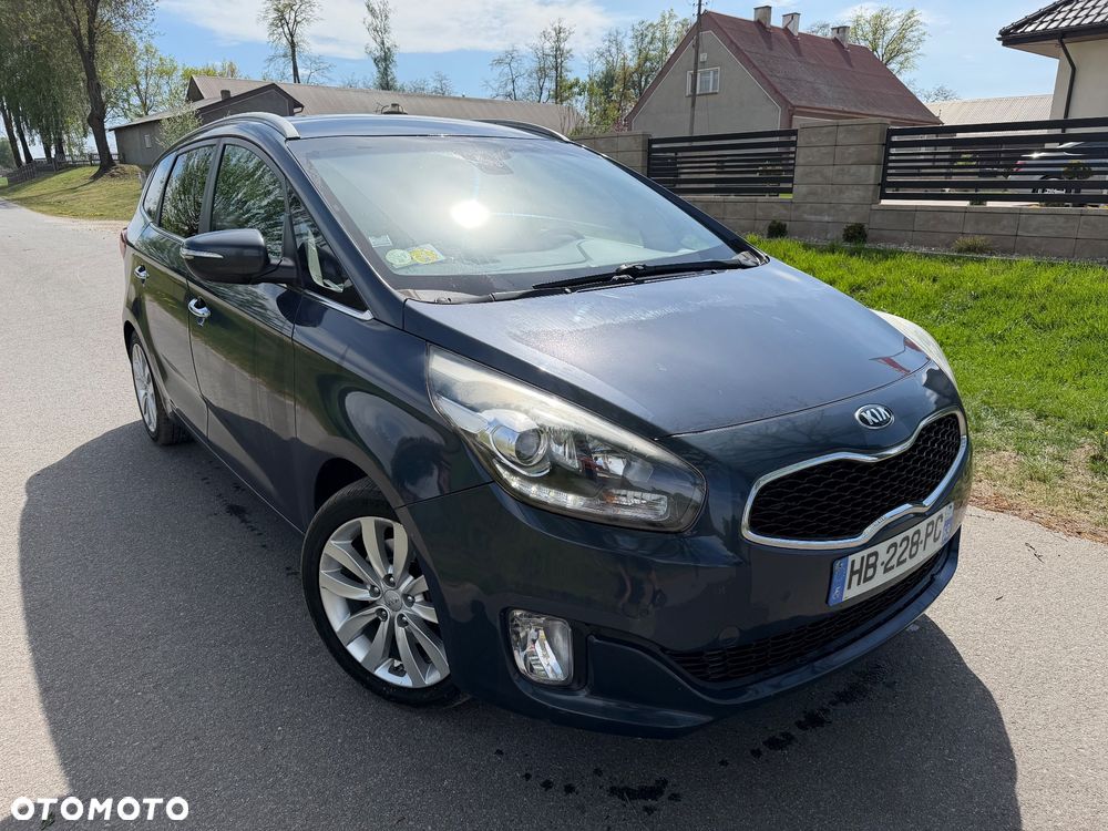 Kia Carens 1.7 CRDi 115 Dream Team Edition - 2