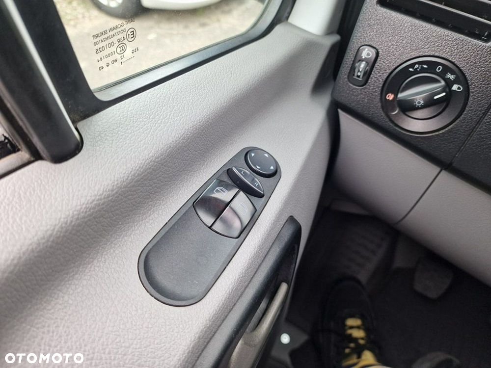 Mercedes-Benz Sprinter - 7