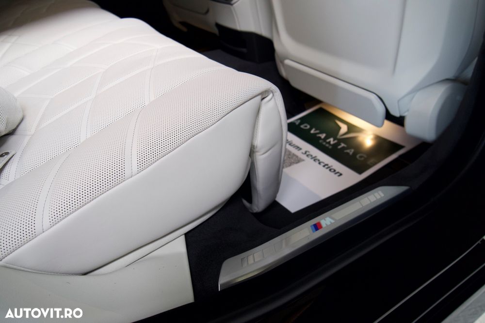 BMW Seria 7 740d xDrive MHEV - 25