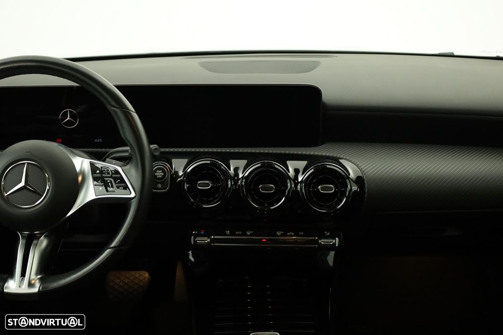 Mercedes-Benz A 200 Standard - 9
