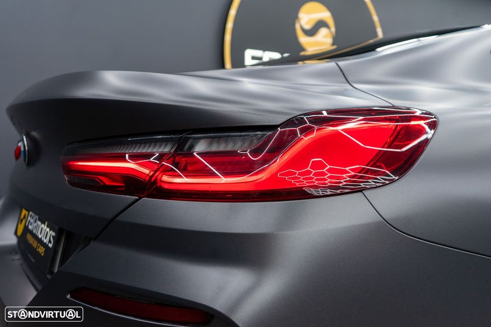 BMW 840 d xDrive Pack M - 17