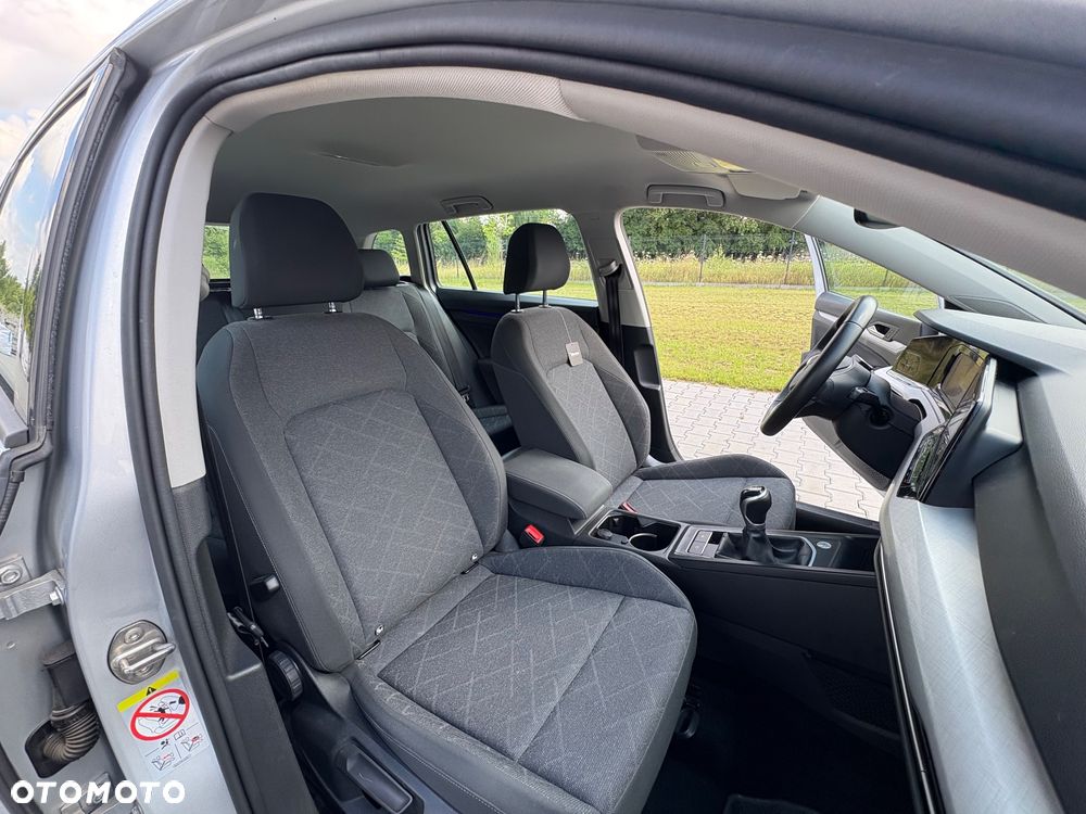 Volkswagen Golf - 18