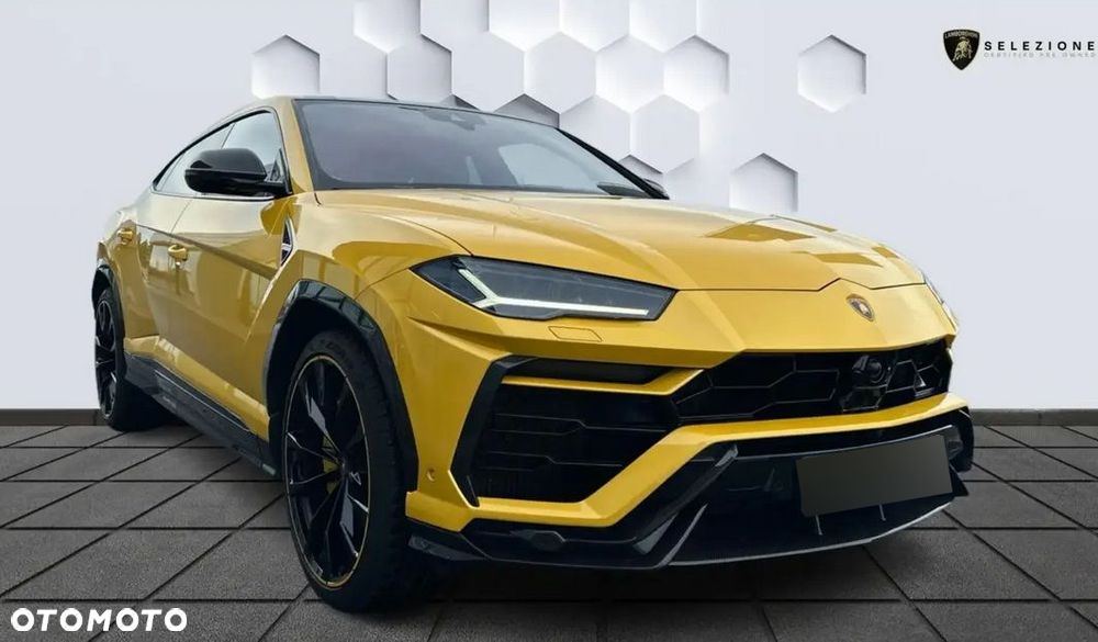 Lamborghini Urus - 1