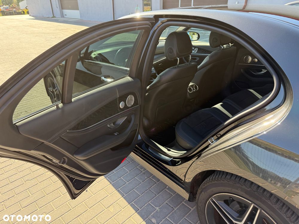 Mercedes-Benz Klasa E 220 d 9G-TRONIC AMG Line - 8