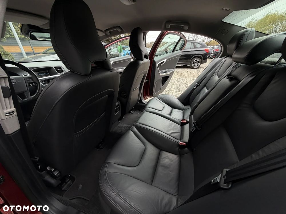 Volvo S60 D4 Geartronic Summum - 20