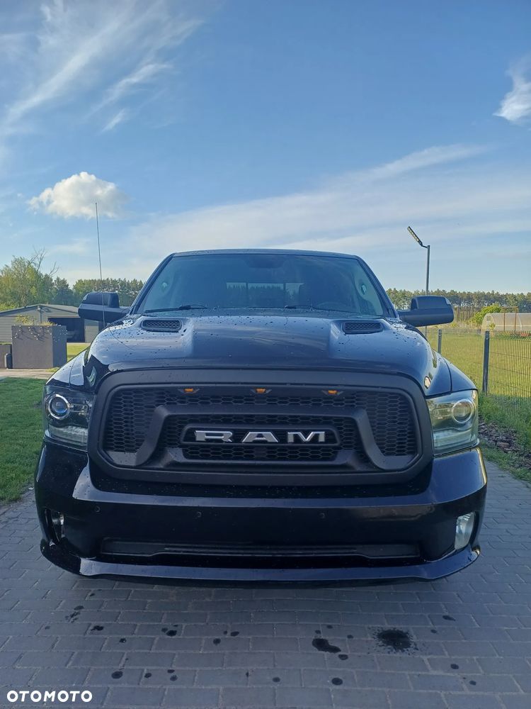 Dodge RAM - 4