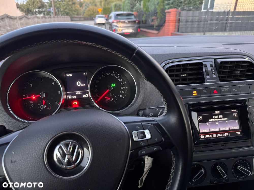 Volkswagen Polo - 12
