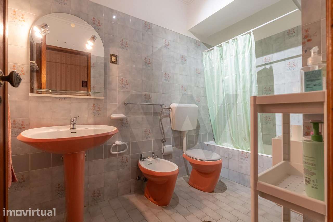 Apartamento T2 com Garagem fechada na Solum, Coimbra - Grande imagem: 4/17