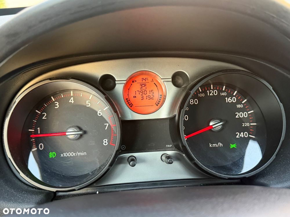 Nissan Qashqai 2.0 Tekna Premium CVT - 23