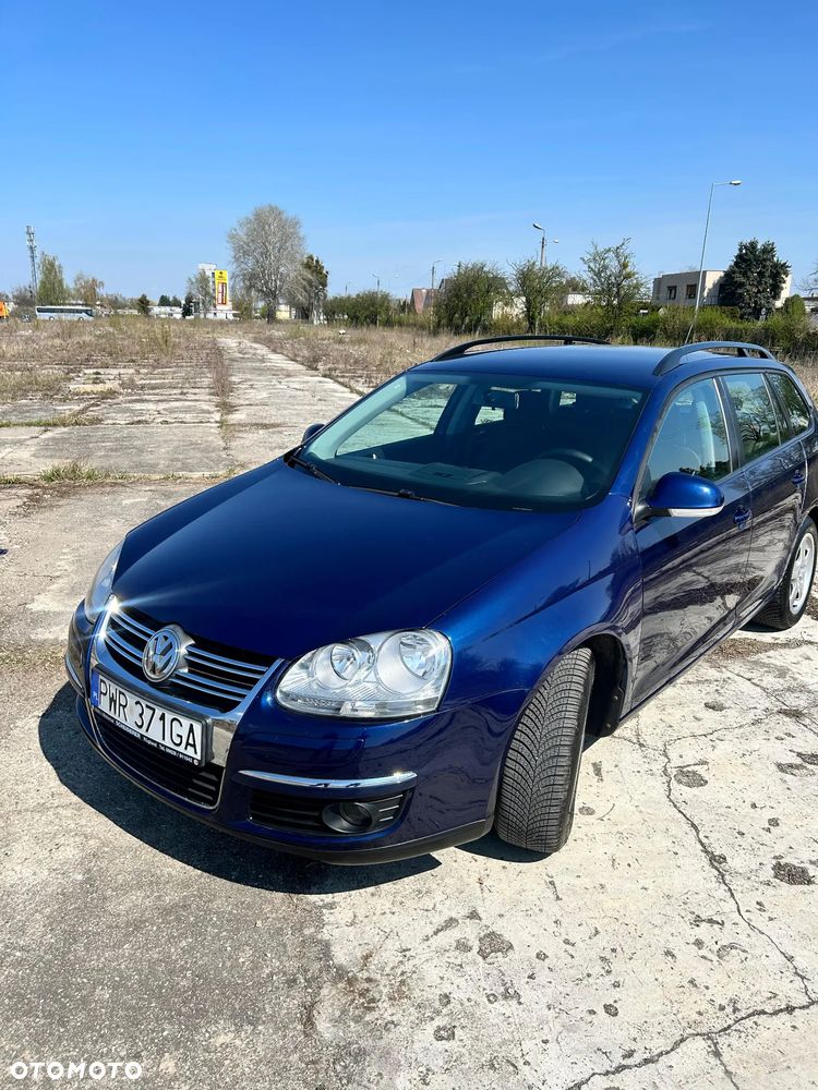 Volkswagen Golf 1.9 TDI Q-Line - 1