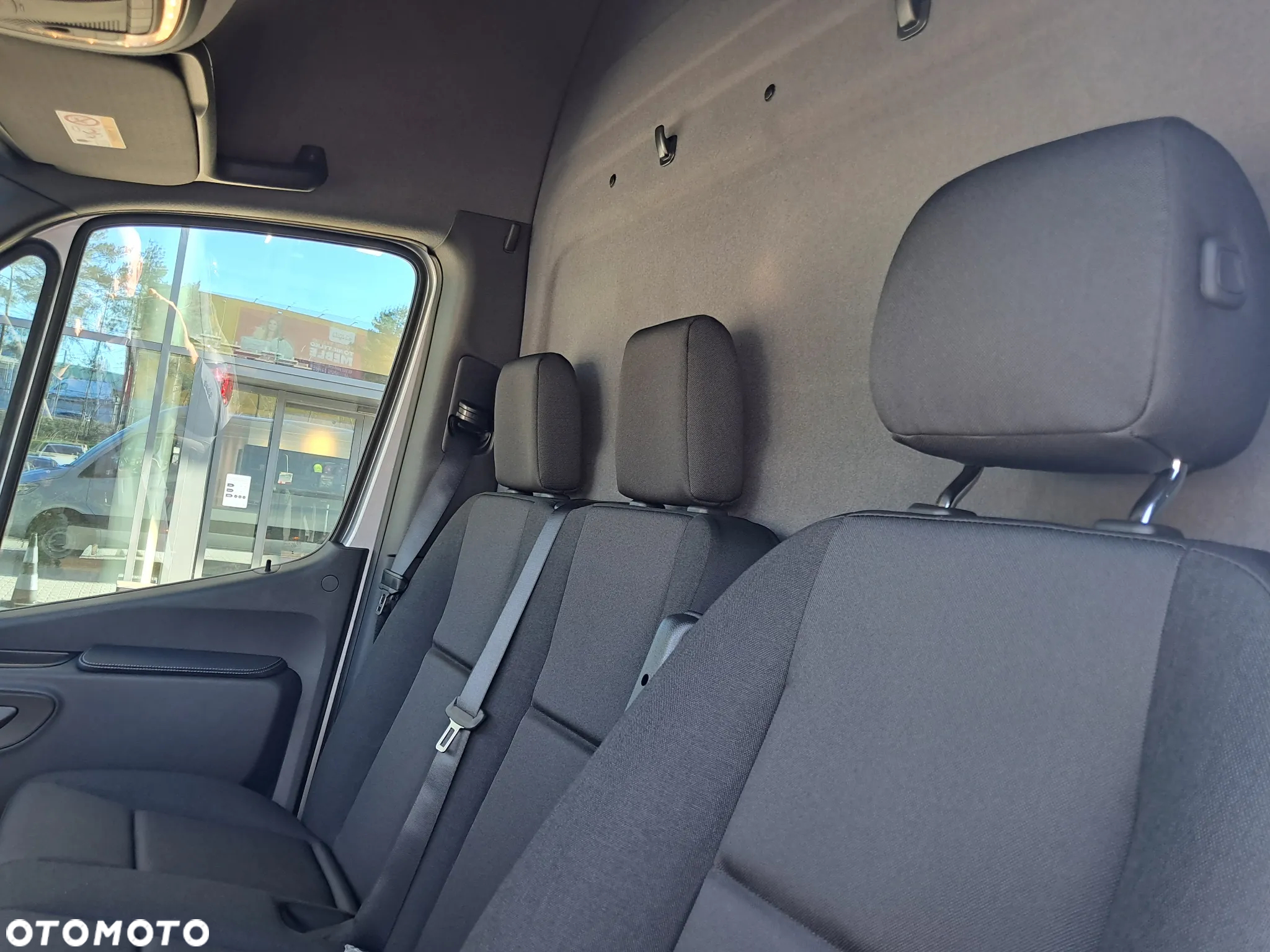 Mercedes-Benz SPRINTER FURGON 319 CDI EKSTRA DŁUGI - 17
