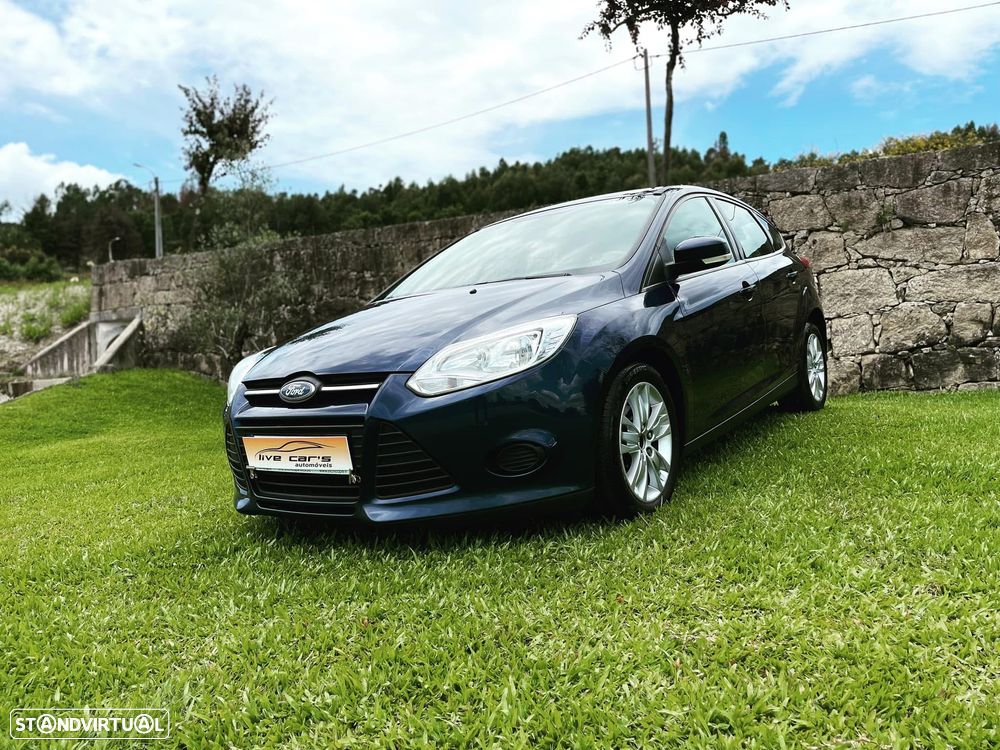 Ford Focus 1.0 EcoBoost S&S ST-Line - 5
