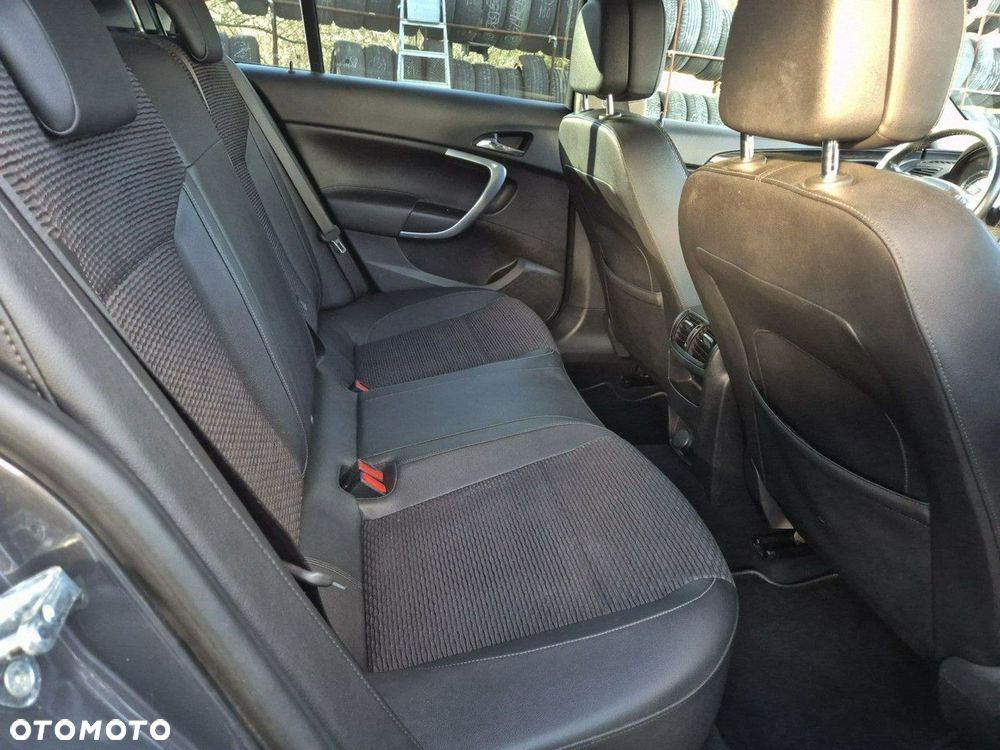 Opel Insignia - 22