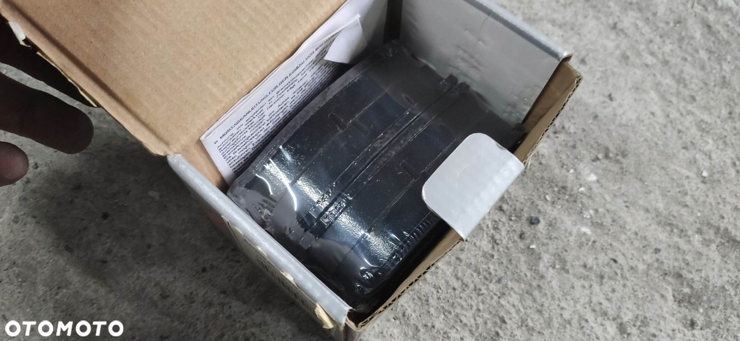 KR KLOCKI HAMULCOWE PRZÓD FIAT POLONEZ YUGO LANCIA - 1