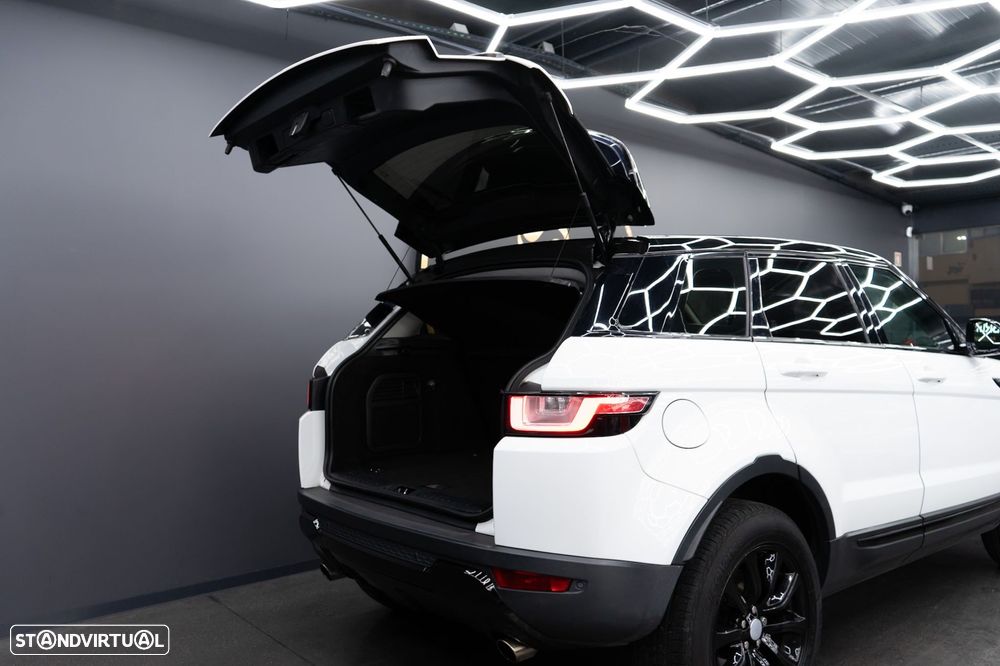 Land Rover Range Rover Evoque 2.0 TD4 SE Dynamic Auto - 17