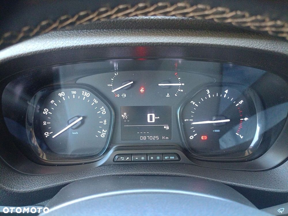 Toyota PROACE - 14