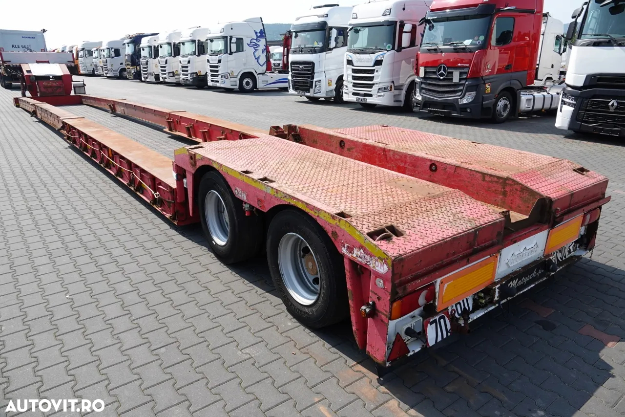 Nooteboom TIEFBET DETASABILE / ȘASIU JOS / EXTENSIBIL / OSI DE DIRECȚIE / Lungime 22 m / PORTATOR / TROLIU - 13