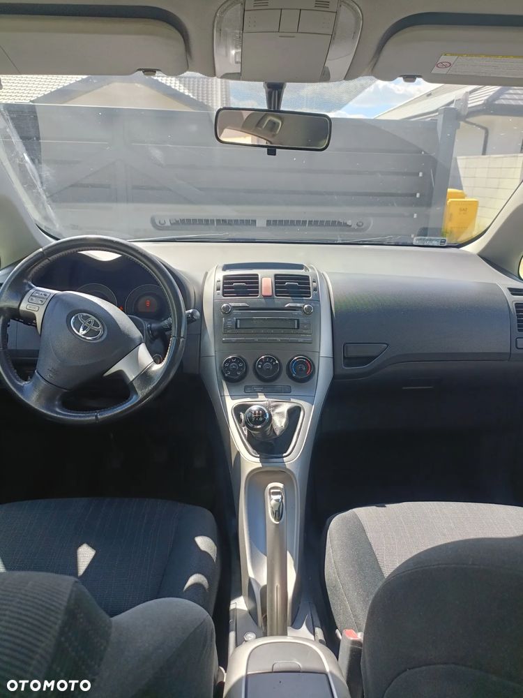Toyota Auris 1.4 D-4D - 7