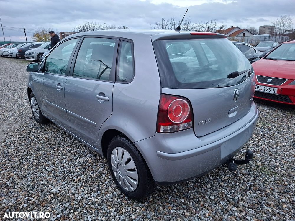Volkswagen Polo - 4