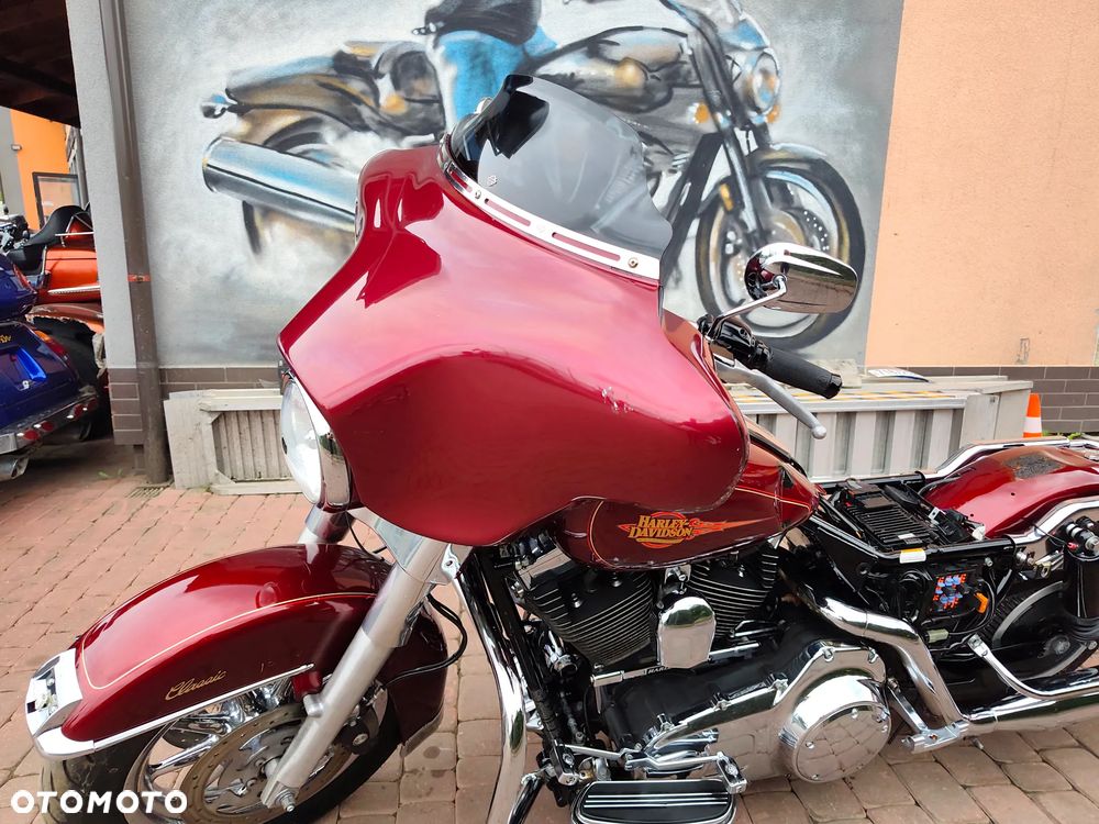 Harley-Davidson FLHTCU Ultra - 29
