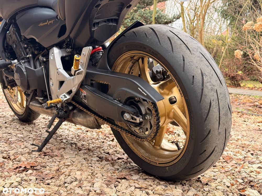 Honda Hornet - 10