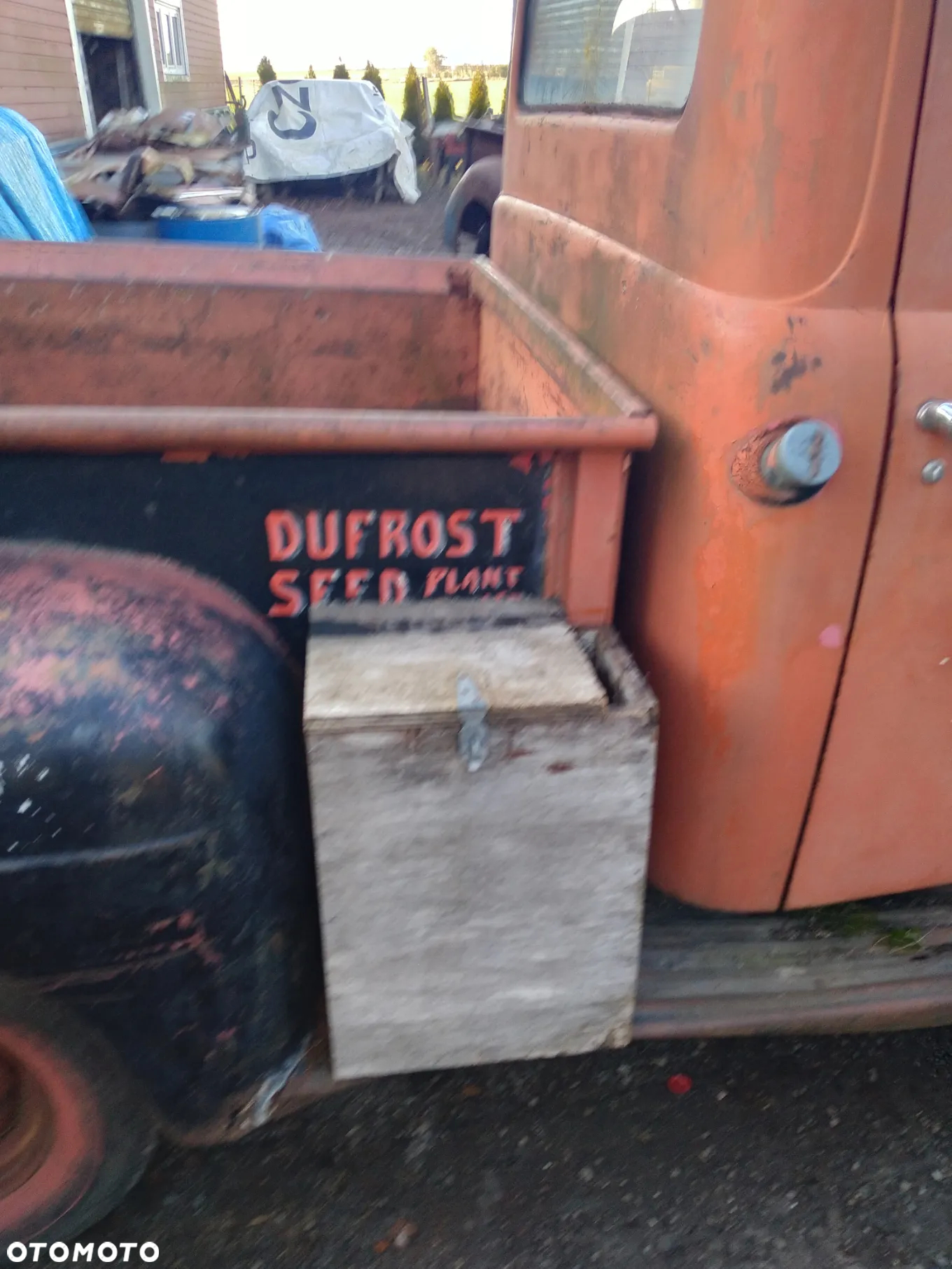 Ford Inny - 24